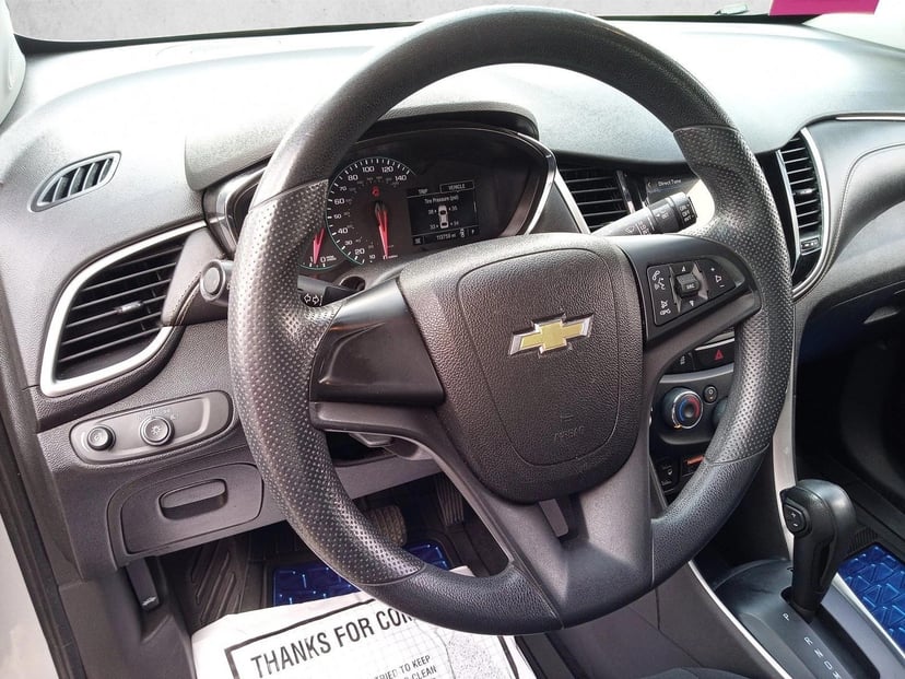 2018 Chevrolet Trax - Image 18