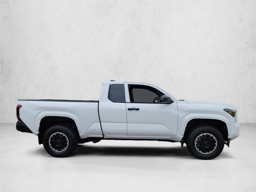 2024 Toyota Tacoma - Image 3