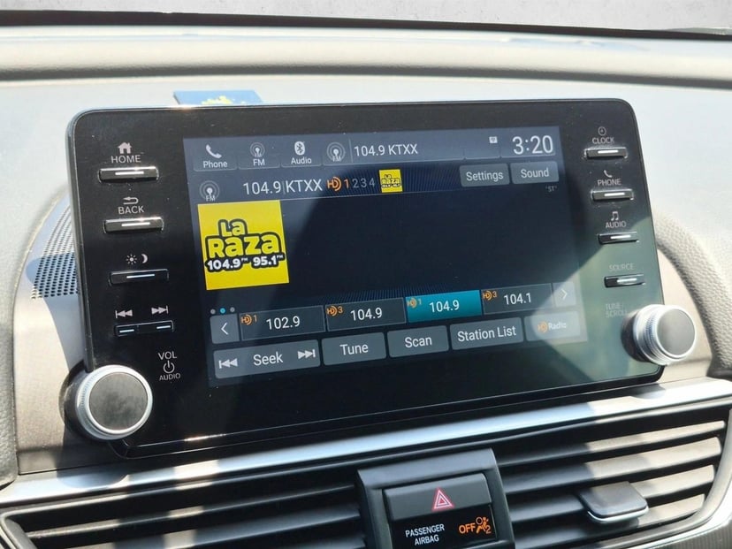 2022 Honda Accord - Image 12