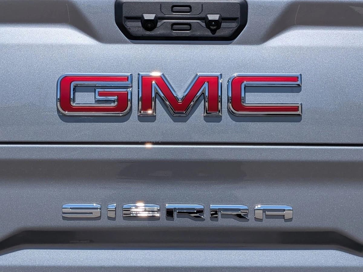 2026 GMC Sierra 1500 - Image 6