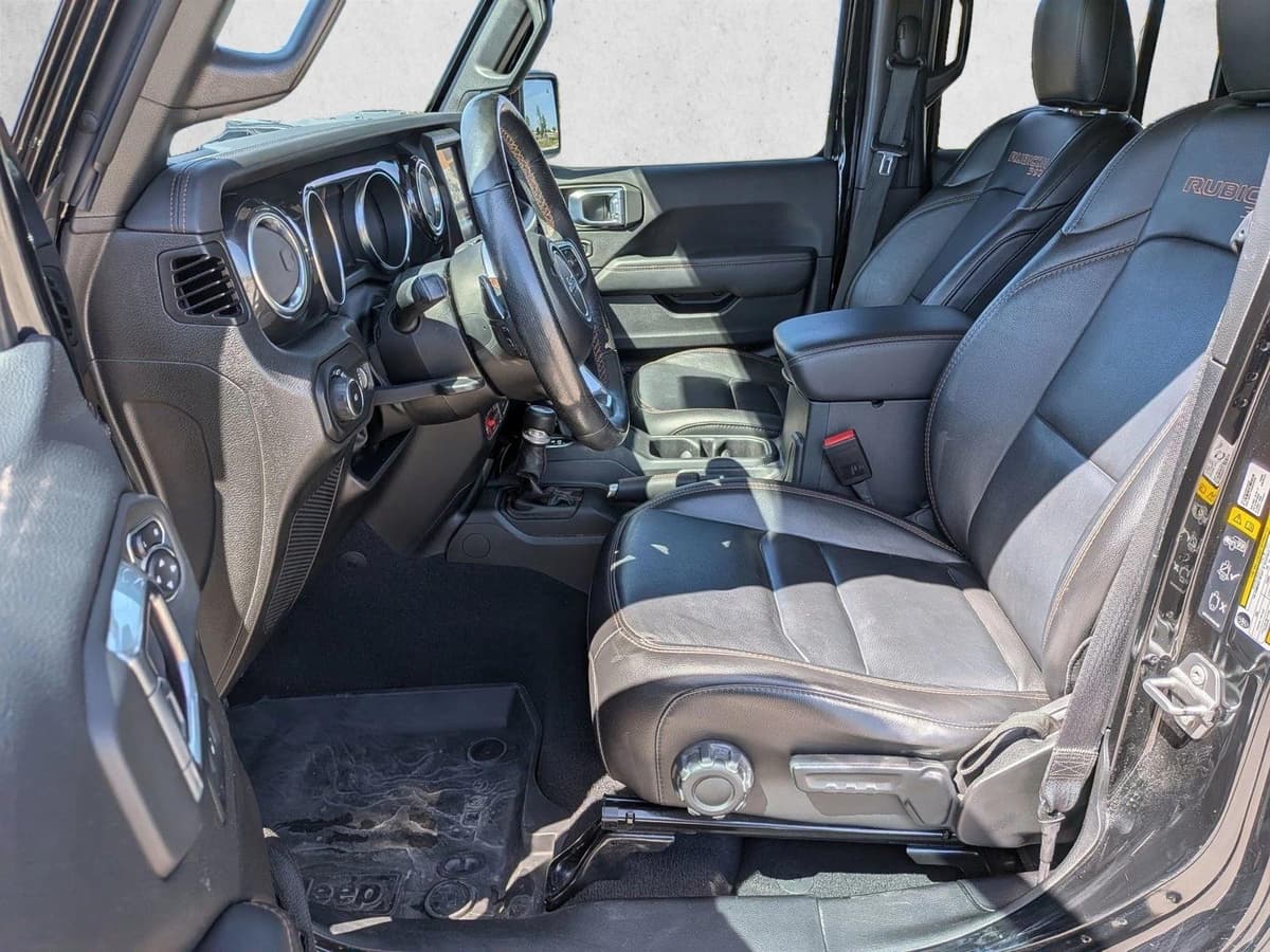 2023 Jeep Wrangler - Image 15