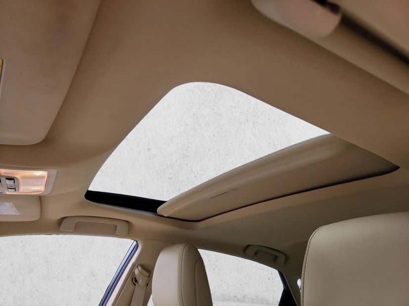 2016 Toyota Avalon - Image 18