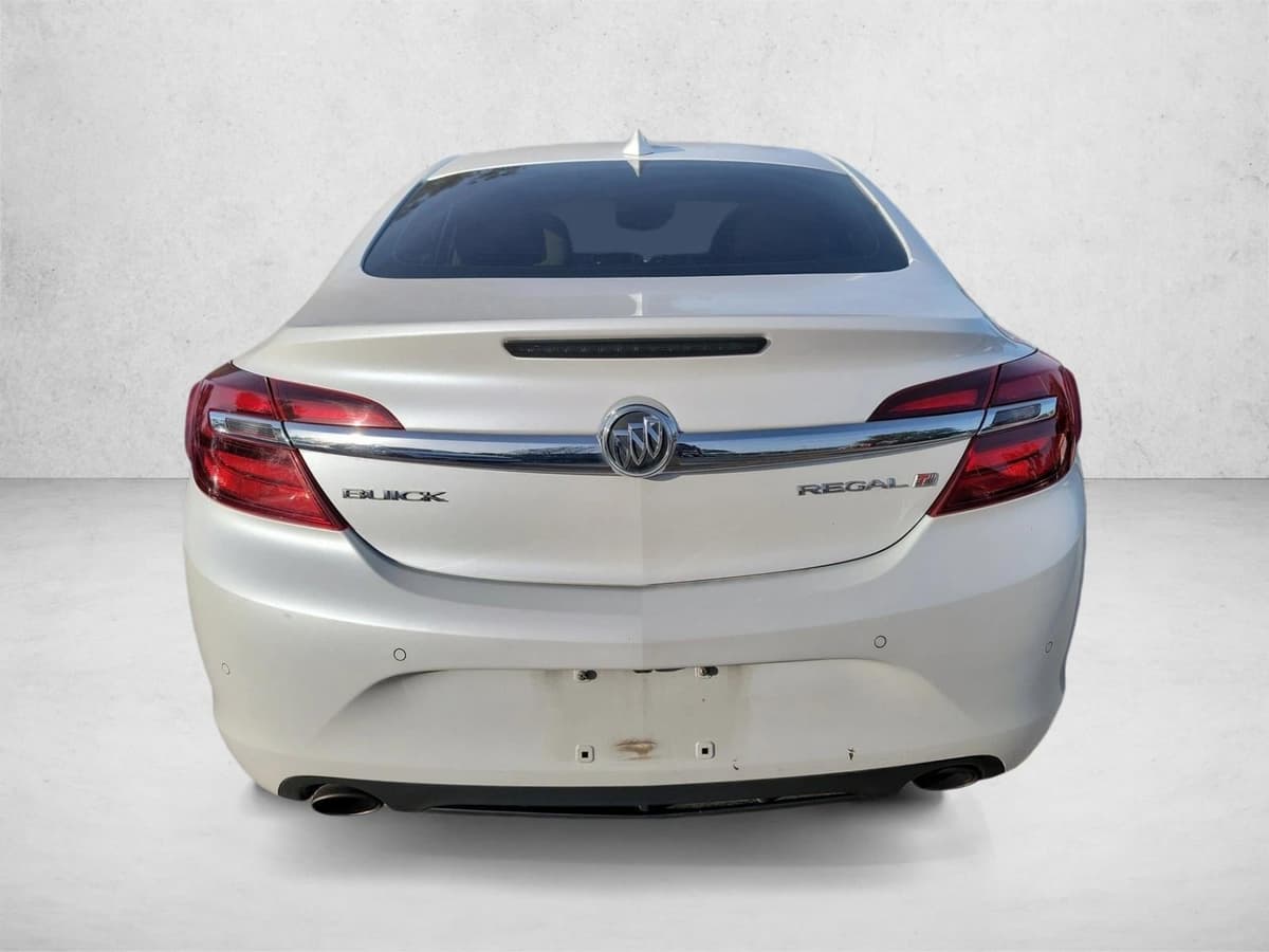 2016 Buick Regal - Image 6