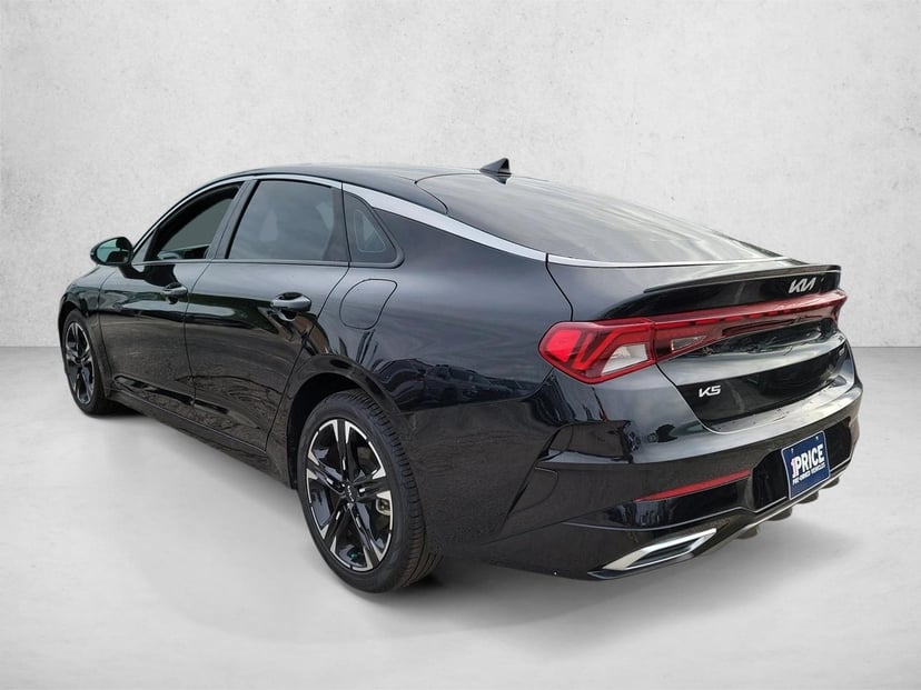 2023 Kia K5 - Image 7