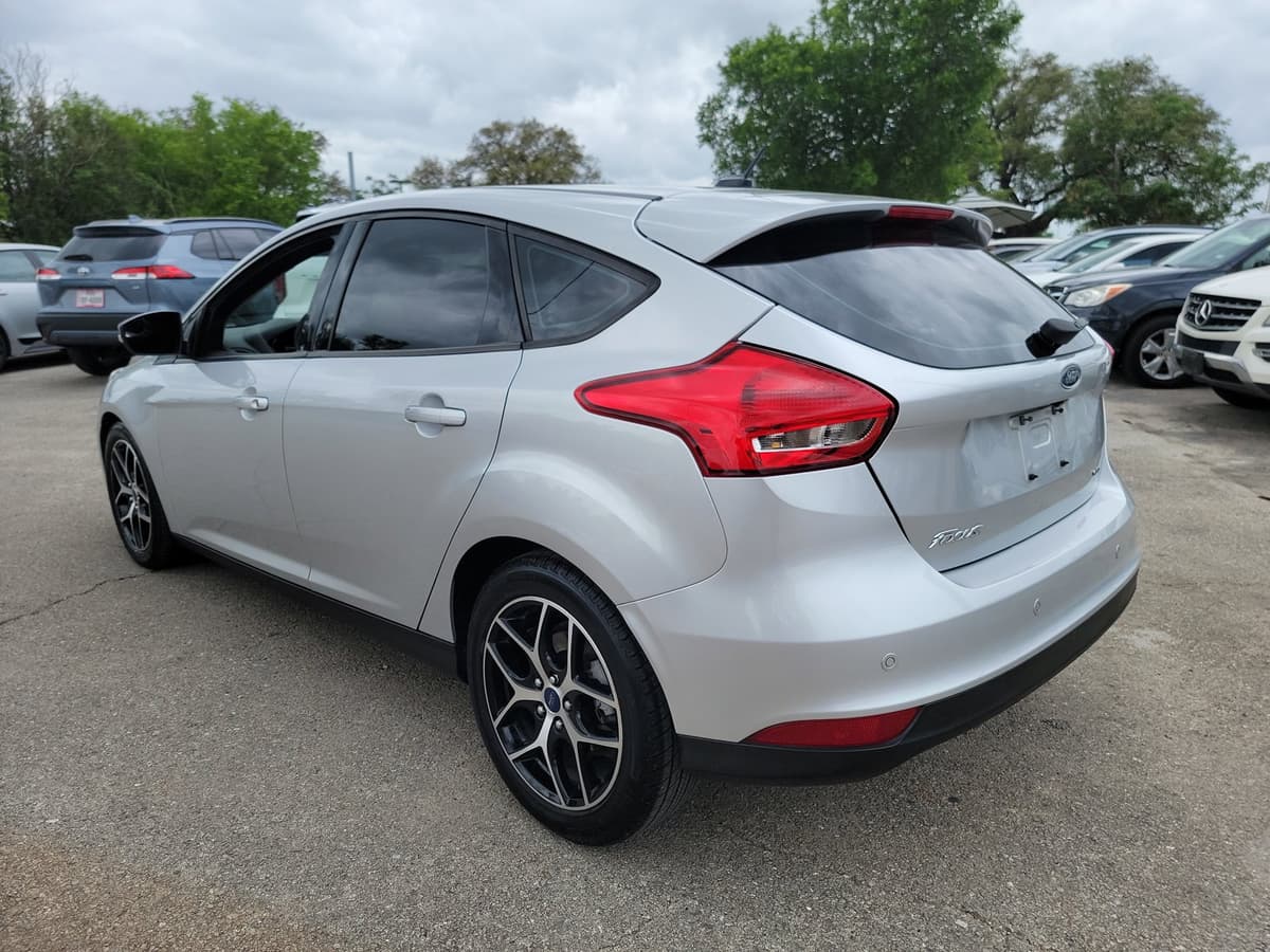 2017 Ford Focus - Image 6