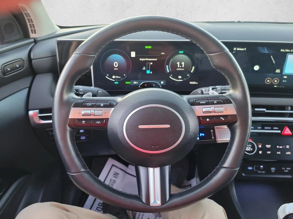 2025 Hyundai Tucson Hybrid - Image 19