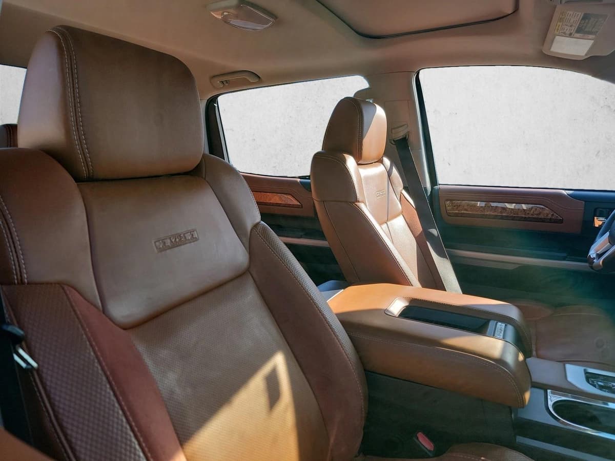 2018 Toyota Tundra - Image 16