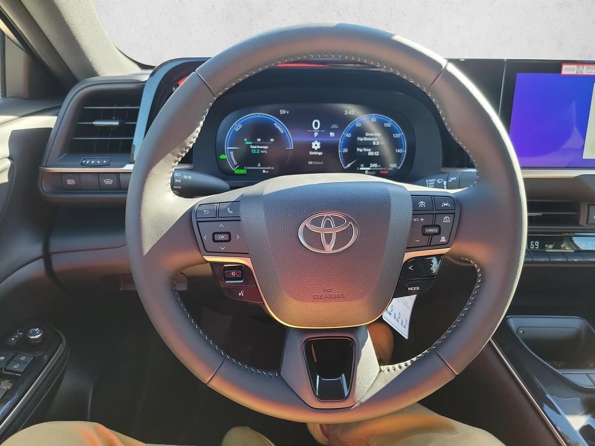 2026 Toyota Crown - Image 14