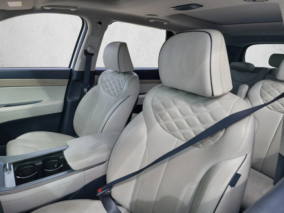 2021 Hyundai Palisade - Image 13