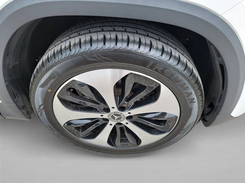2025 Mercedes-Benz GLA 250 - Image 10
