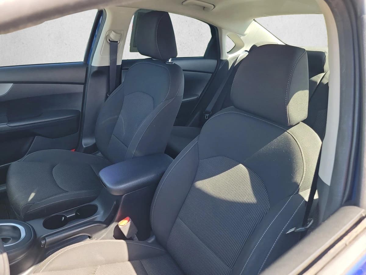 2020 Kia Forte - Image 13