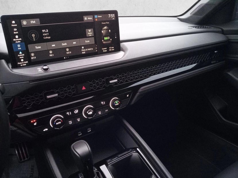 2023 Honda Accord Hybrid - Image 21