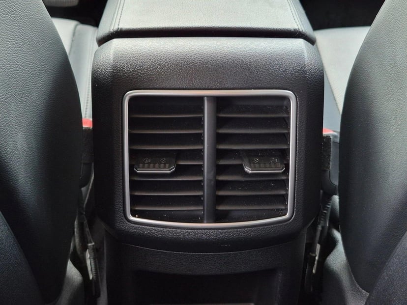 2024 Kia Sportage - Image 17