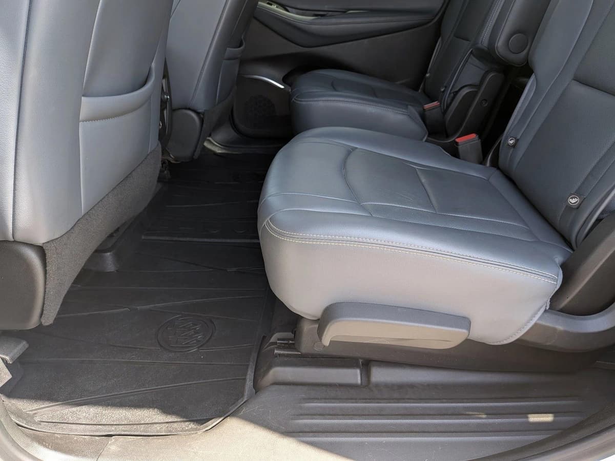 2022 Buick Enclave - Image 20