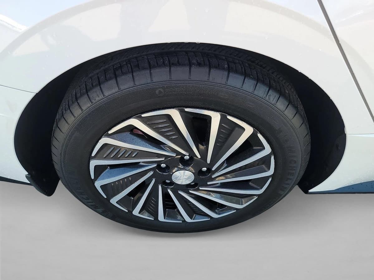 2023 Hyundai Sonata Hybrid - Image 11