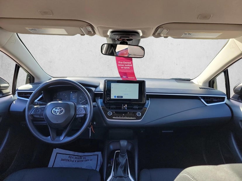2025 Toyota Corolla - Image 18