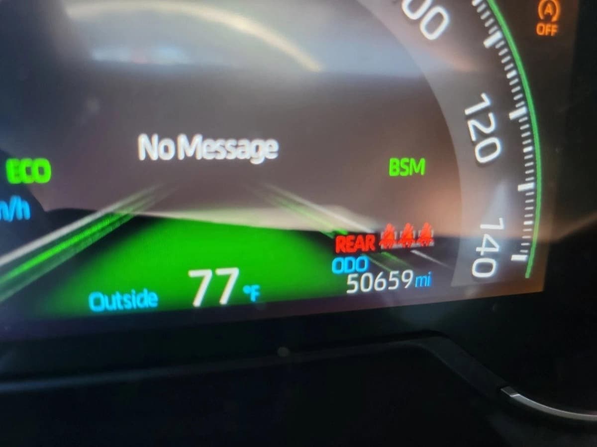 2023 Toyota RAV4 - Image 21