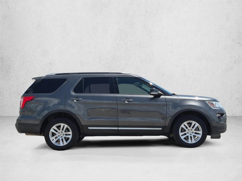 2018 Ford Explorer - Image 2