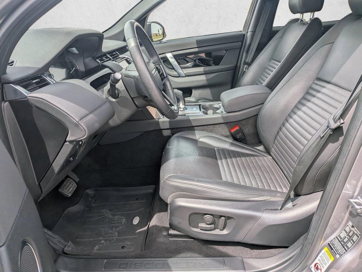2023 Land Rover Discovery Sport - Image 16