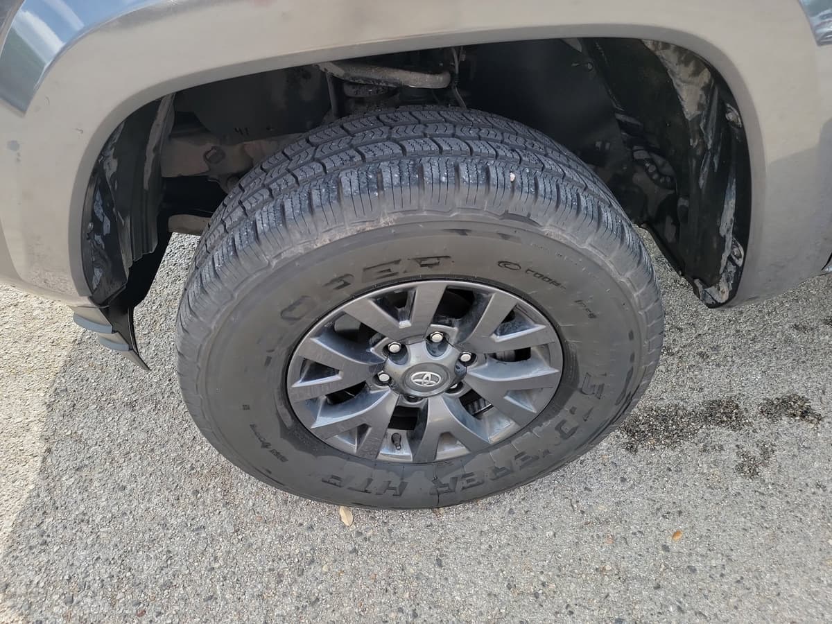 2021 Toyota Tacoma - Image 9