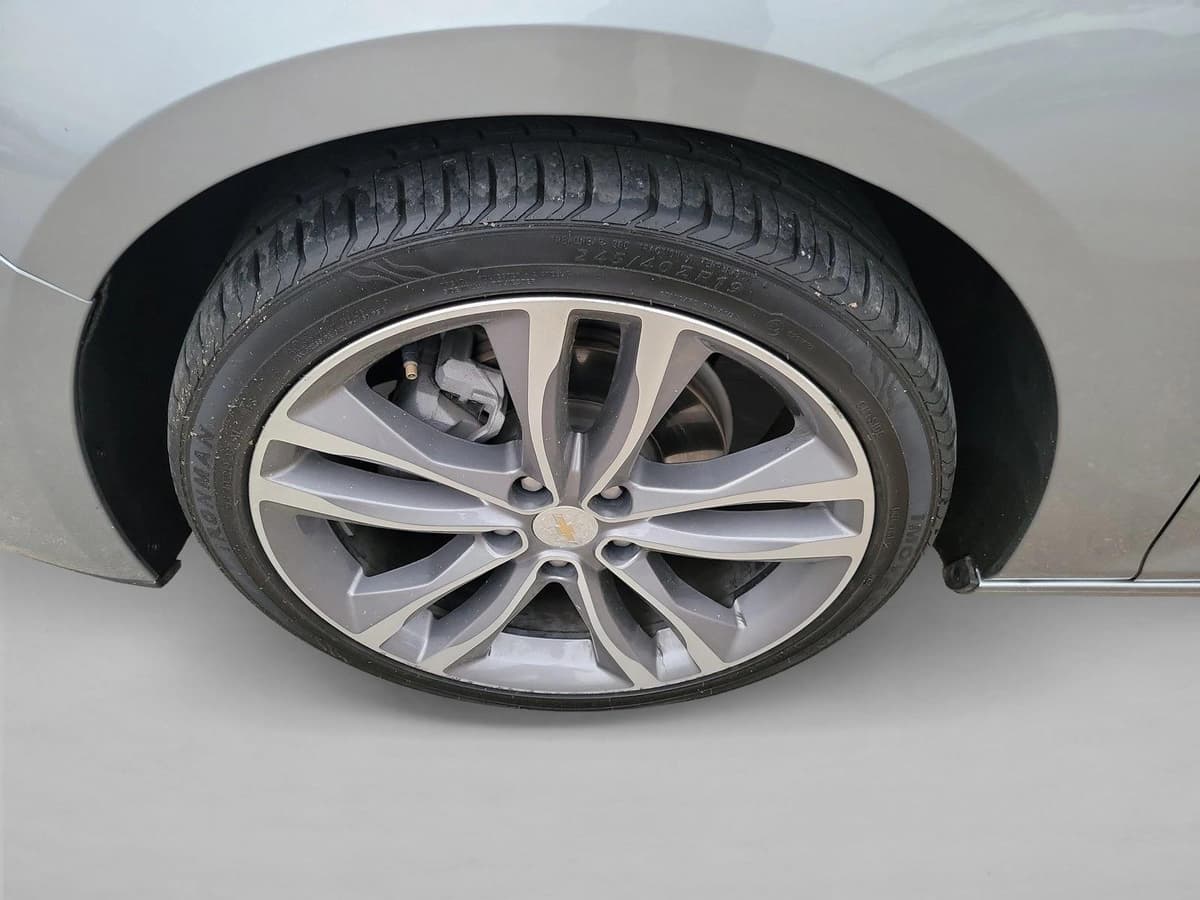 2024 Chevrolet Malibu - Image 9