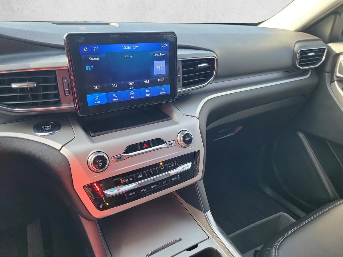 2022 Ford Explorer - Image 23
