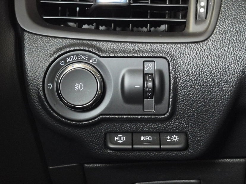 2019 Buick Envision - Image 15