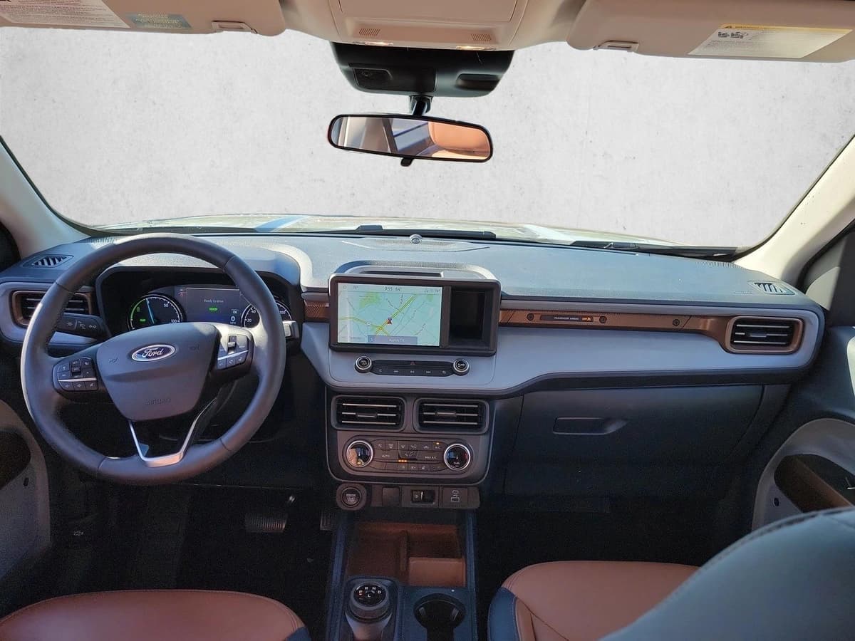 2024 Ford Maverick - Image 18