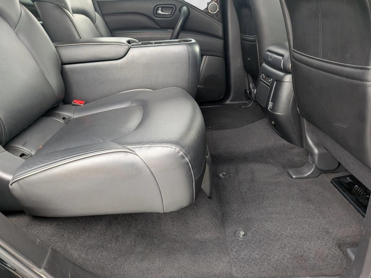 2021 INFINITI QX80 - Image 21