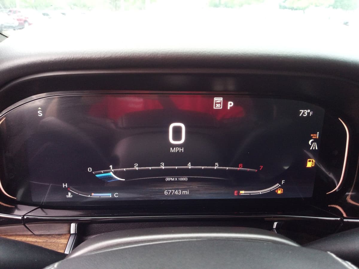 2023 Jeep Grand Wagoneer - Image 21