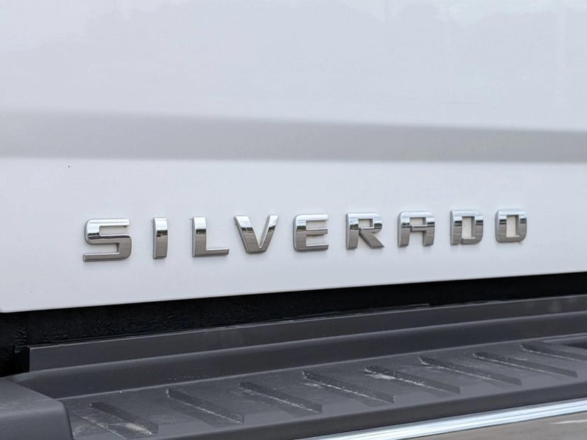 2015 Chevrolet Silverado 2500HD - Image 18