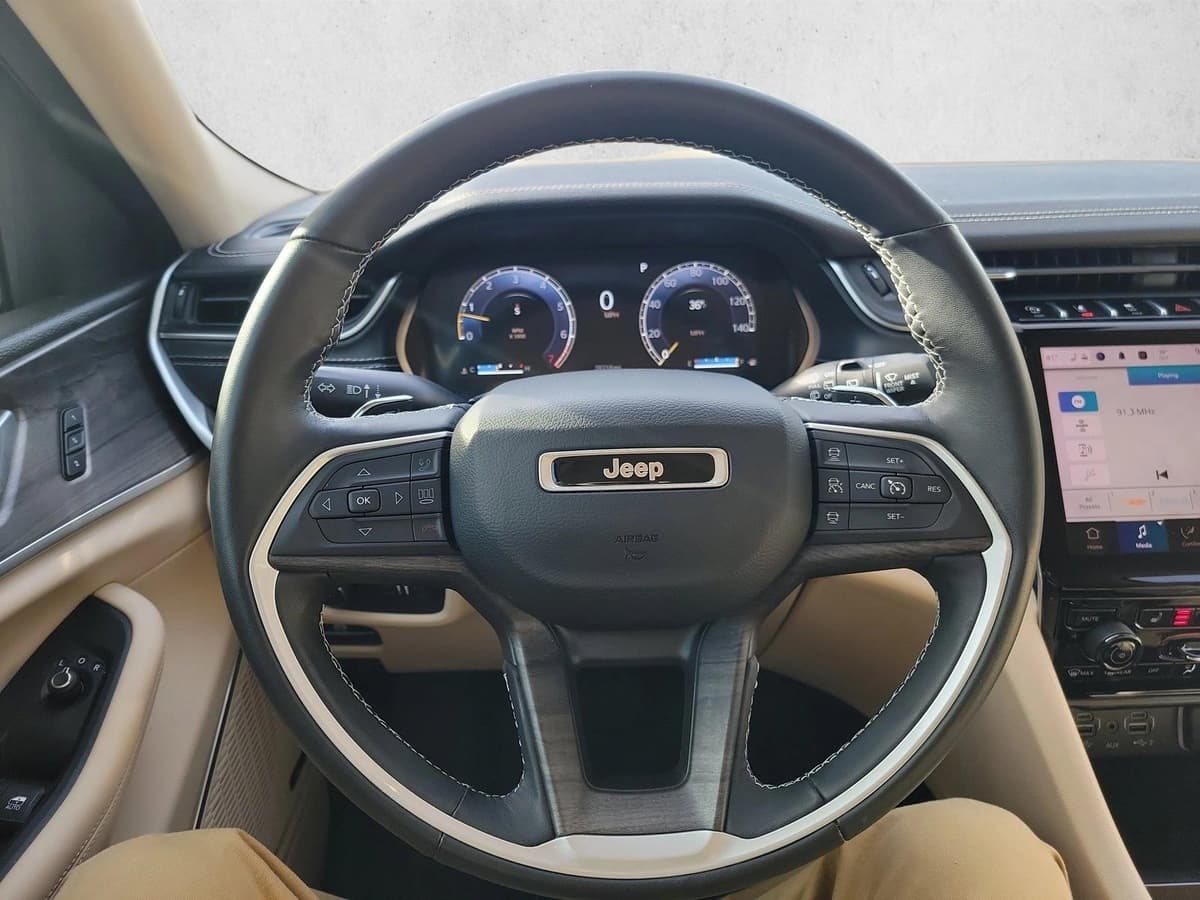 2022 Jeep New Grand Cherokee - Image 19