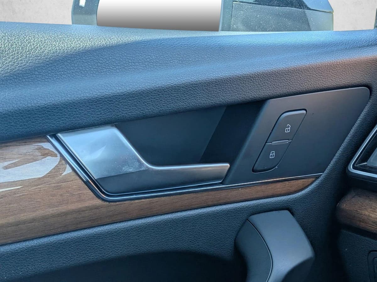 2023 Audi Q5 - Image 14