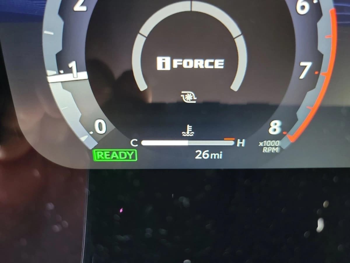 2025 Toyota 4Runner i-FORCE MAX - Image 19