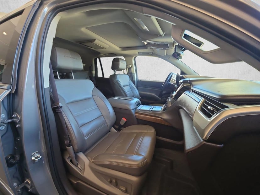 2019 GMC Yukon - Image 23