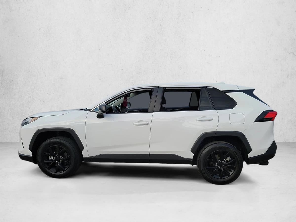 2024 Toyota RAV4 - Image 8