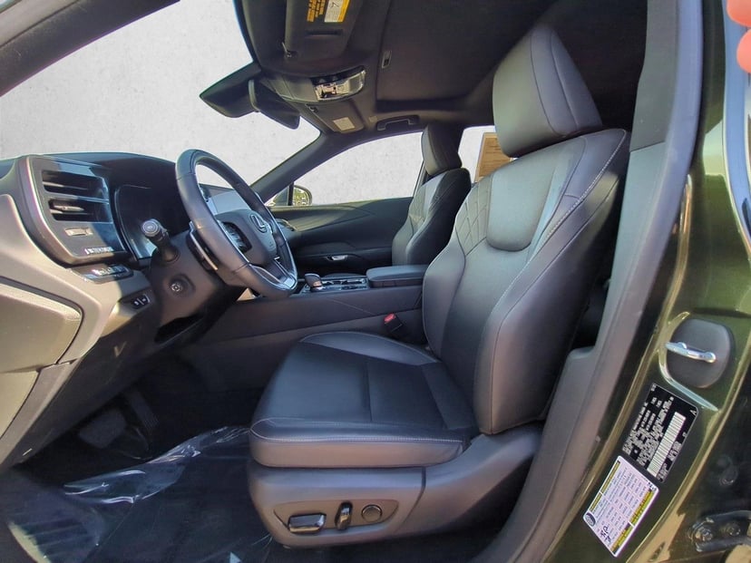2023 LEXUS RX 350 - Image 16