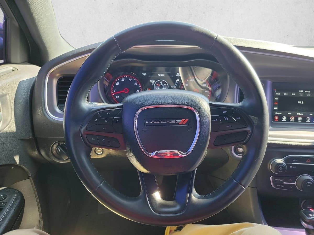 2022 Dodge Charger - Image 19