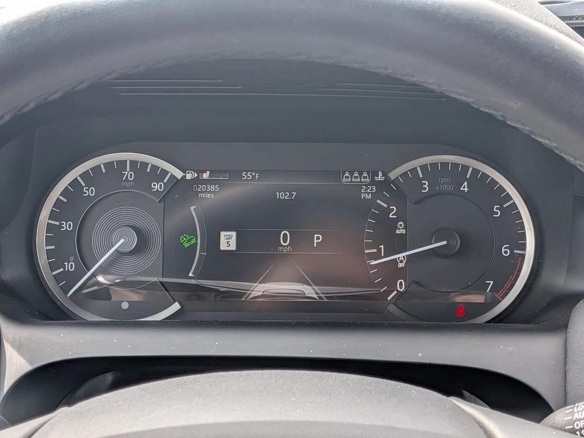 2023 Land Rover Discovery Sport - Image 11