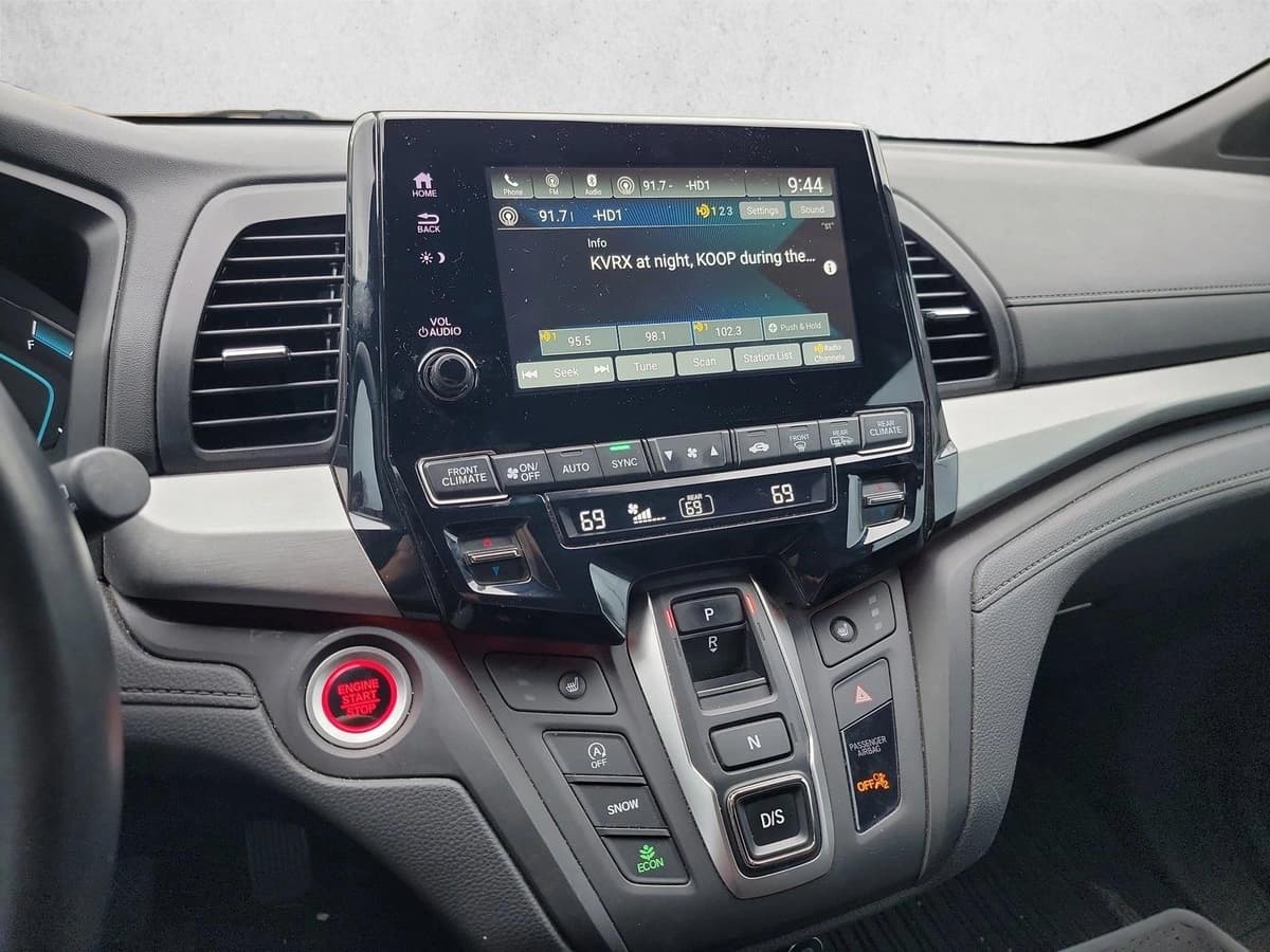 2023 Honda Odyssey - Image 19