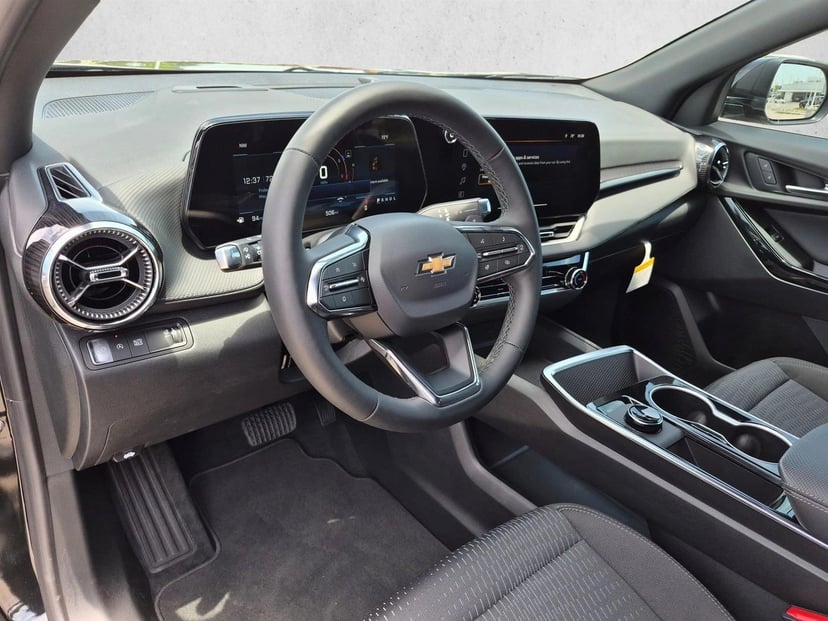 2026 Chevrolet Equinox - Image 10