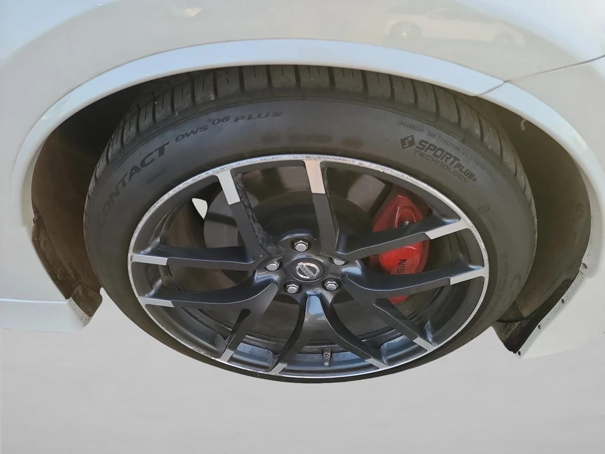 2020 Nissan 370Z - Image 10