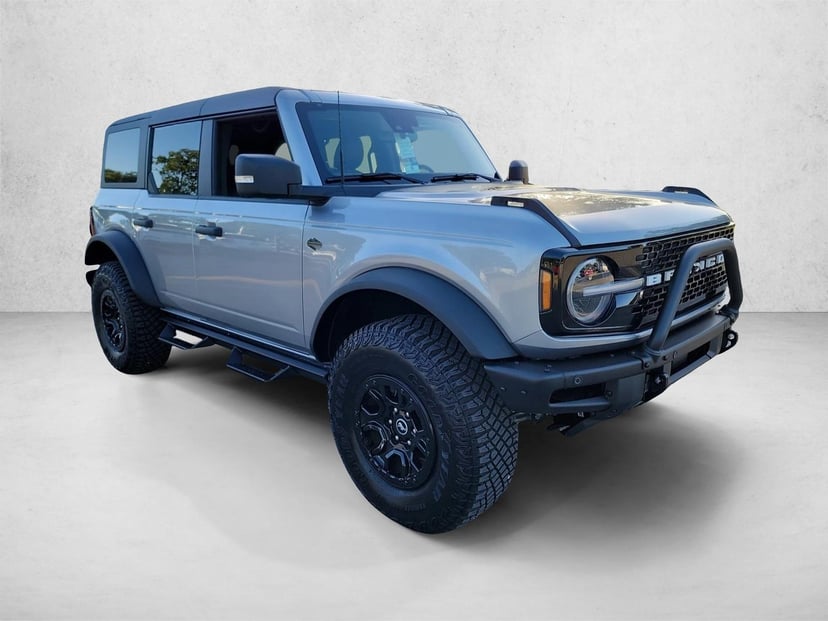 2022 Ford Bronco - Image 1
