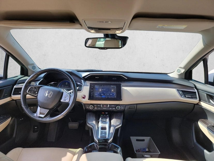 2018 Honda Clarity Plug-In Hybrid - Image 18