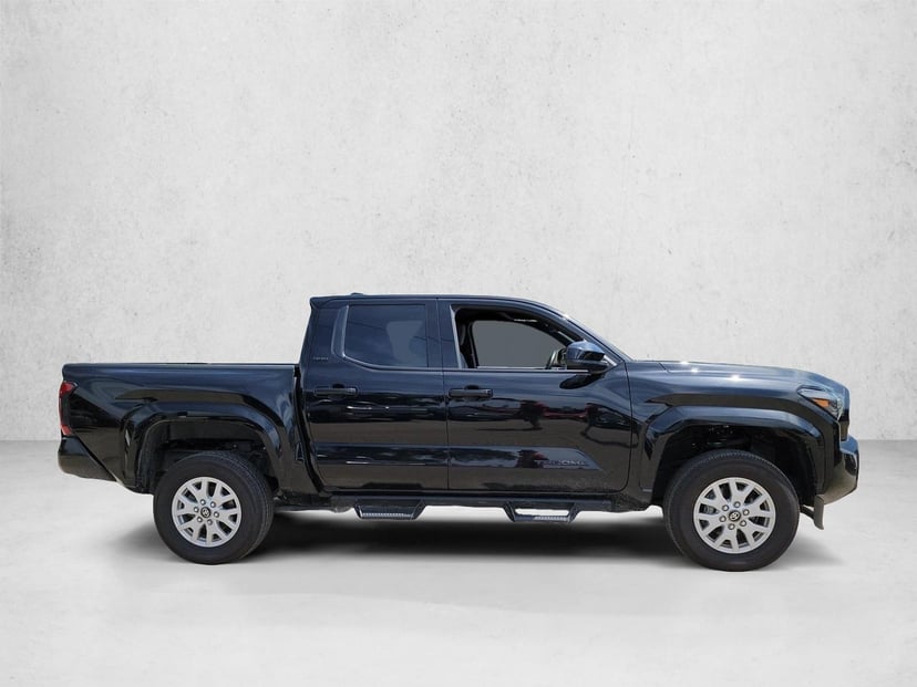 2025 Toyota Tacoma - Image 4