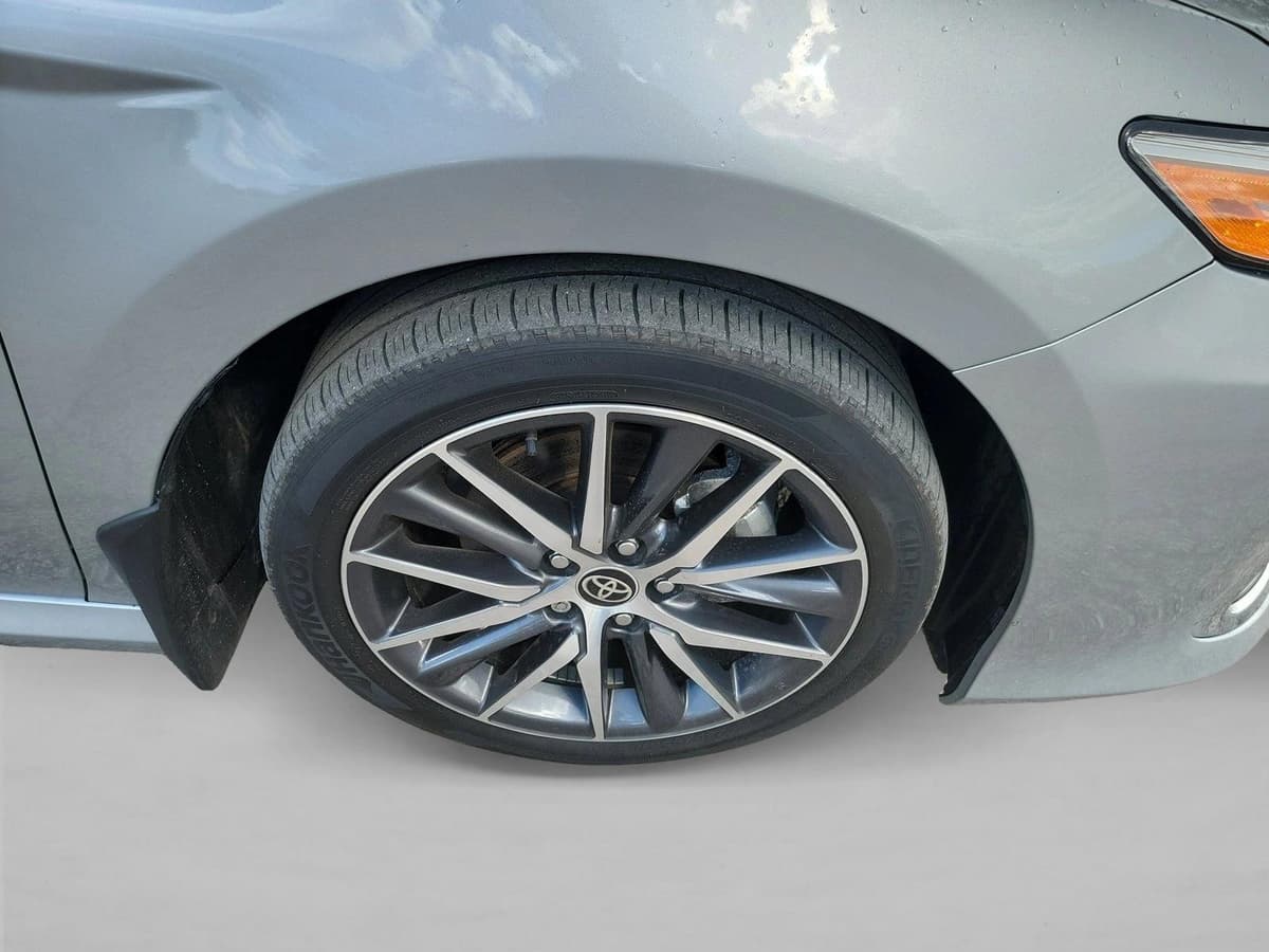 2024 Toyota Camry - Image 10