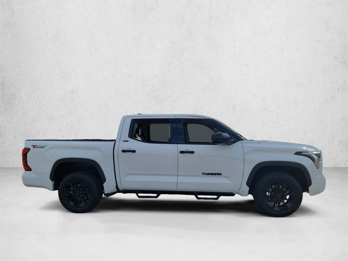 2023 Toyota Tundra - Image 4