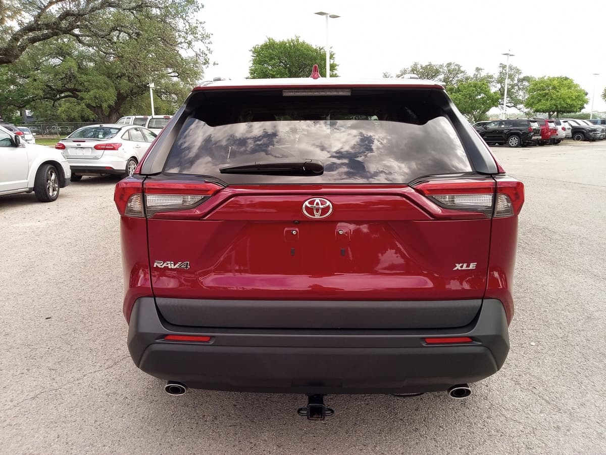 2023 Toyota RAV4 - Image 6