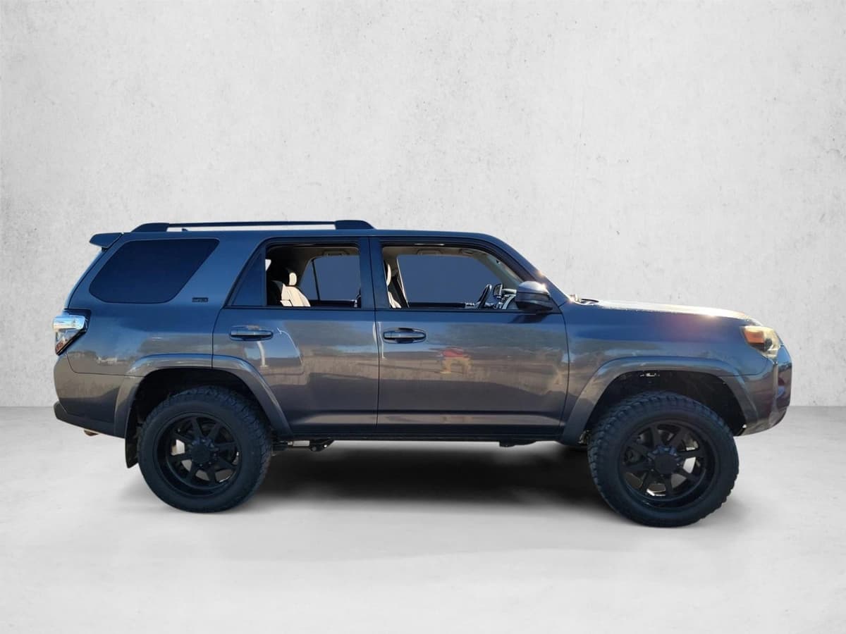 2015 Toyota 4Runner - Image 4