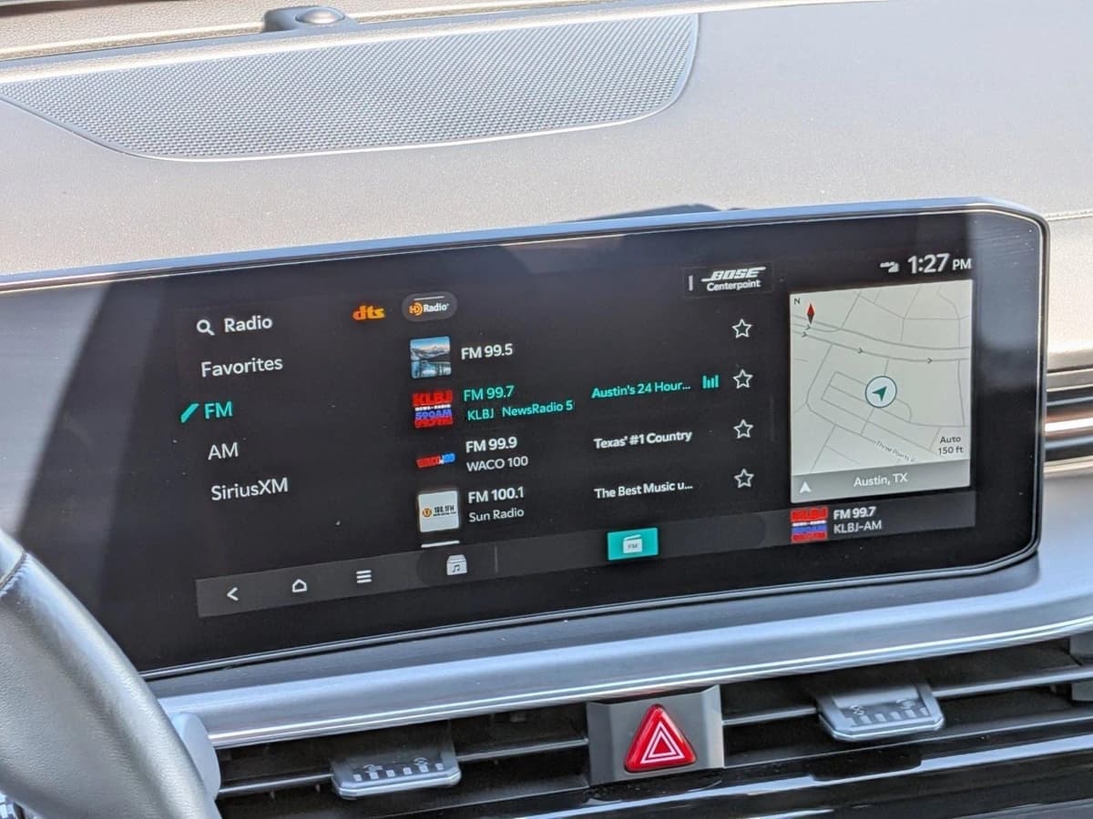 2025 Kia K5 - Image 11